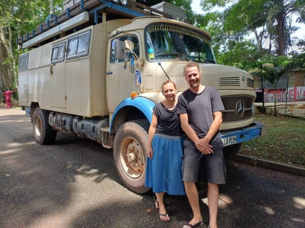 Travelling lovers