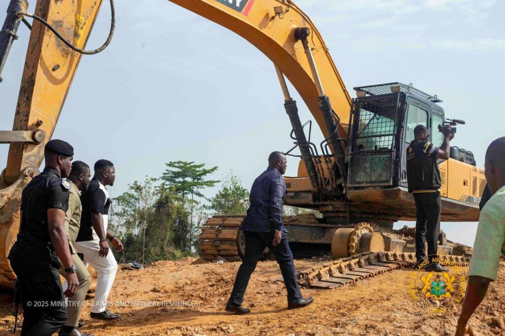 EXCAVATOR