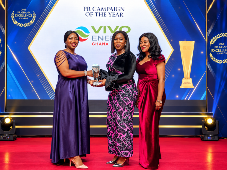 Shirley Tony Kum, Corporate Communications Manager of Vivo Energy Ghana (right) receiving the award for the Best PR Campaign of the Year, She'llFix
